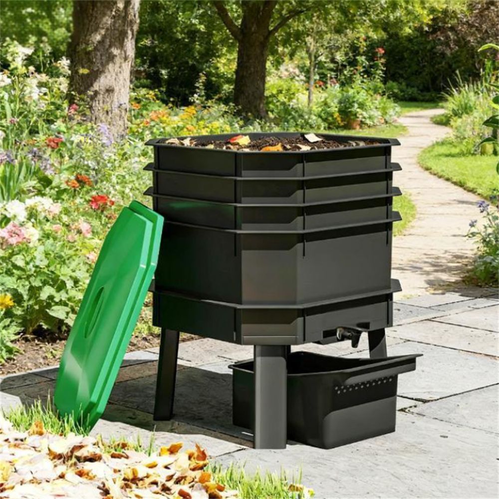 Composting bin, worm composting machine, dark green