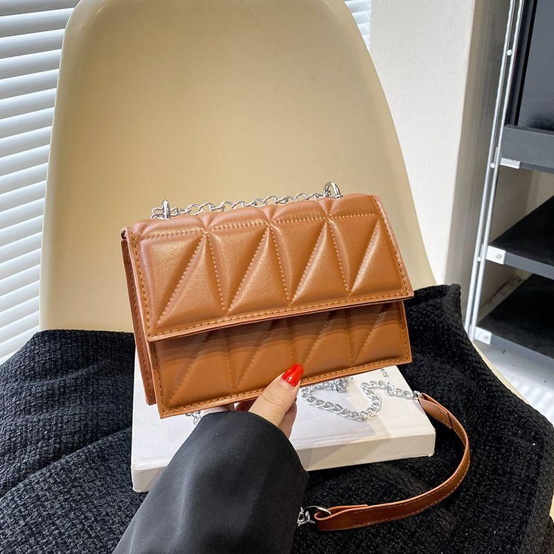 Elegant Padded Quilted Small Crossbody Bag, Dual Wearable Chain Leather Strap Mini Square Bag for Ladies Daily Travel