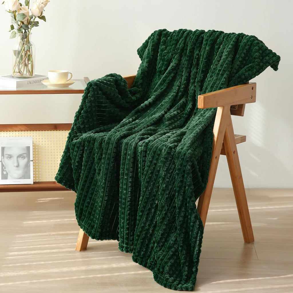 Green Throw Blanket 50"×60" Decorations Fleece Super Soft Plush Fuzzy Cozy Blanket with Square 3D Jacquard Grid Design Luxury Lightweight for Couch Sofa Chair,Dark Forest Green
