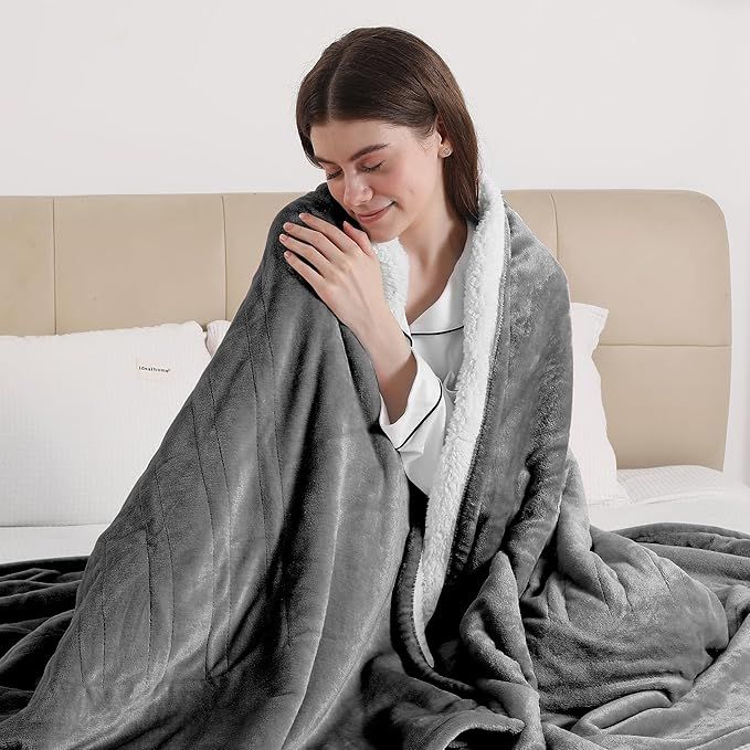 Heated Throw Blanket, Electric Blanket Throw with 5 Heating Levels & 4 Hours Auto Off, Super Soft Flannel Sherpa Fast Heating Blanket with ETL Certified for Bedding, 50"x60", Cool Gray
.