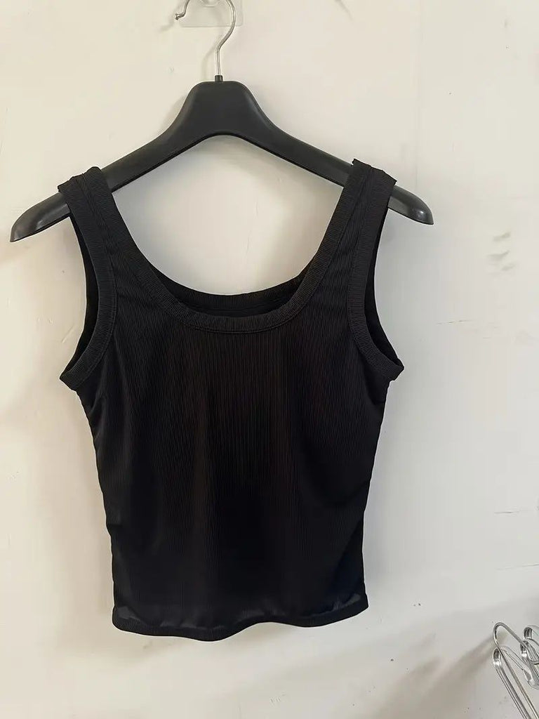 Ladies' Vest With Threaded Wide Shoulders, Comfortable And Seamless, With Built-in Chest Pads, Suitable For Wearing As An Inner Layer Or Outer Layer, And A Beautiful Back Design,