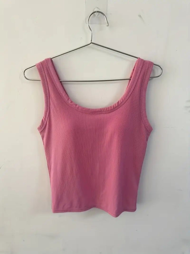 Ladies' Vest With Threaded Wide Shoulders, Comfortable And Seamless, With Built-in Chest Pads, Suitable For Wearing As An Inner Layer Or Outer Layer, And A Beautiful Back Design,