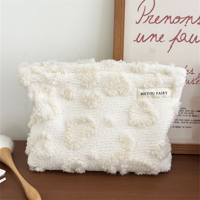 M size soft sticky bubble plush makeup bag, gentle girl storage bag, large capacity portable toiletry bag