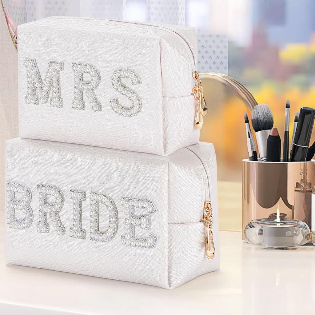 Pearl Rhinestone BRIDE MRS Makeup Bag, White Waterproof PU Leather Bridal Cosmetic Pouch with Gold Zipper, Wedding Honeymoon Travel Toiletry Bag Gift for Bride