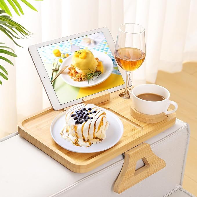 Table, Sofa Arm Tray with 360° Rotating Phone Holder & Cup Holder, Folding Anti-Slip Sofa Arm Table, Bamboo Couch Tray Clip on Side Table for Eating, Snacks, Phone, Remote, Cups
