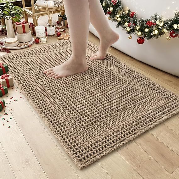 Waffle Bath-Mat, Absorbent Bath Mats for Bathroom Non Slip, Machine Washable Bathroom Rugs with Tassels Ultra Soft Boho Bath Rugs for Floor 17''x24'' Beige
